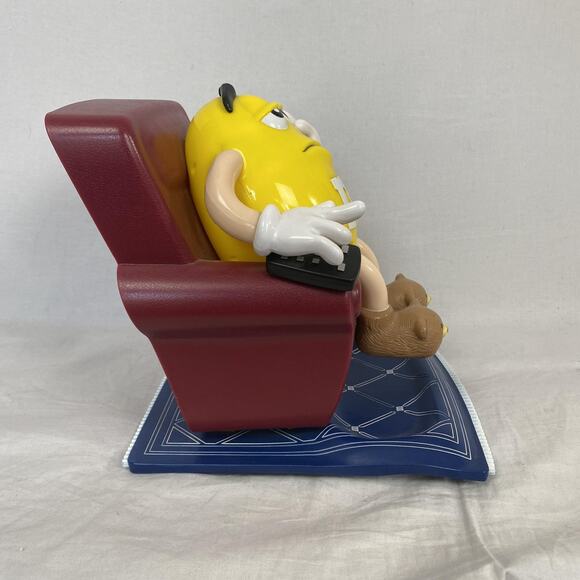 Vintage 1999 M&M's Yellow Candy Dispenser Recliner Chair Remote Couch Potato - Picture 5 of 14